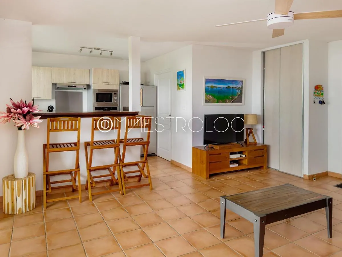 Promo ! La Villa Caraibes Avec Jacuzzi Et Proche De La Plage Du Bourg ! Sainte-Anne