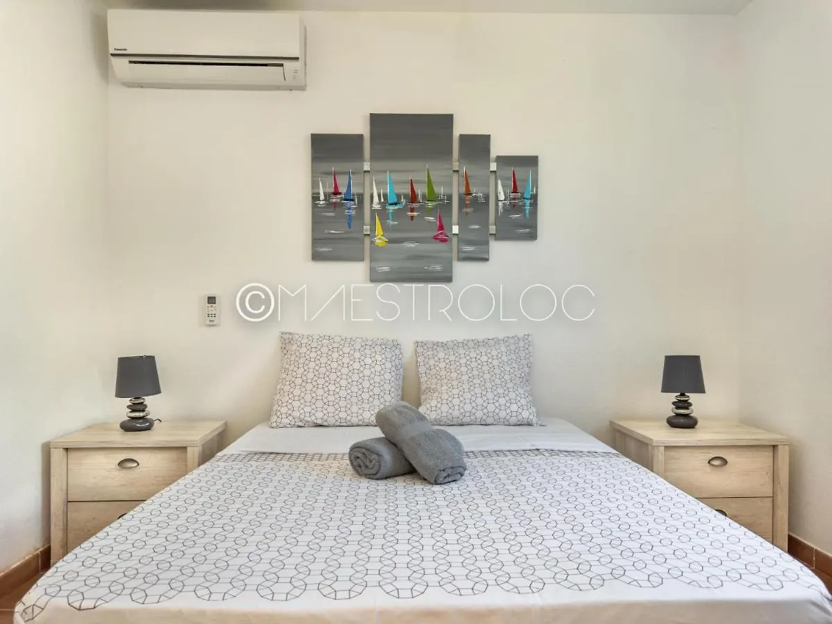 Promo ! La Villa Caraibes Avec Jacuzzi Et Proche De La Plage Du Bourg ! Sainte-Anne  Guadeloupe